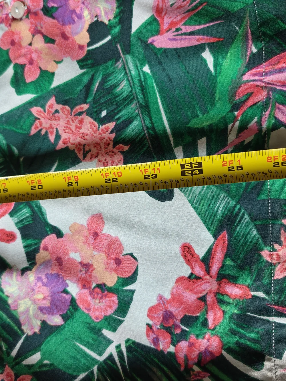 Victoria Secret Satin Floral Pajama Set in Mint & Green Size L